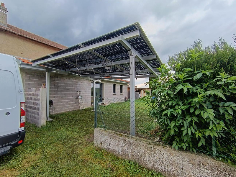 Durable photovoltaic carport installation delivering reliable weather protection and long-term energy savings Durable photovoltaic carport installation delivering reliable weather protection and long-term energy savings