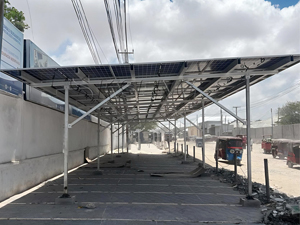 25 kW zonne-energie carportoplossing in Somalië